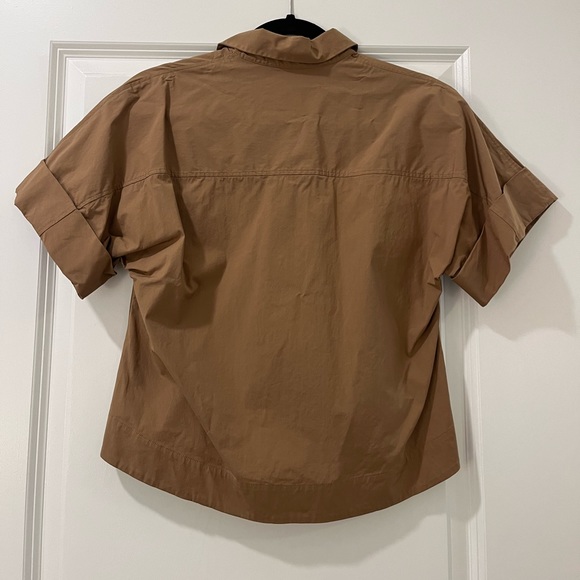 Theory Cropped Button Down Shirt in Bay Leaf - Picture 5 of 6